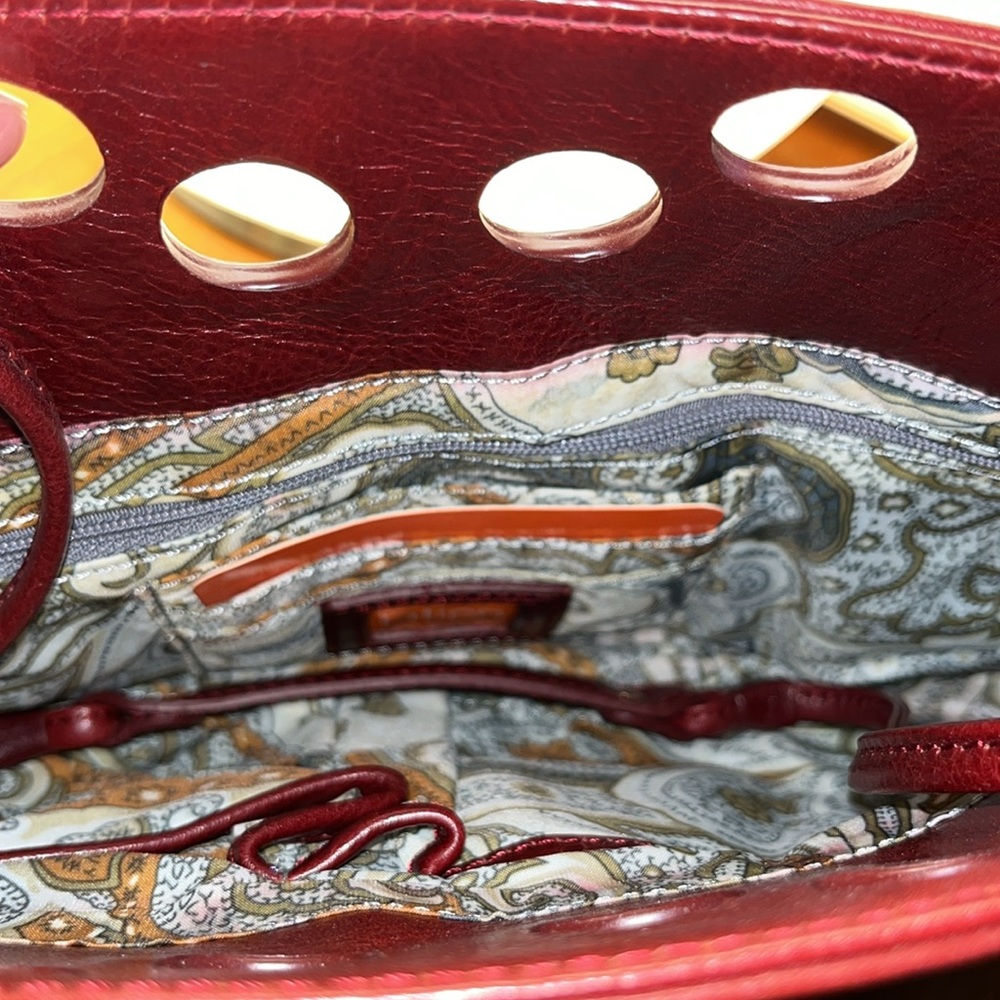 Latino Burgundy Leather Clutch with strap and interior pockets - Picture 3 of 4